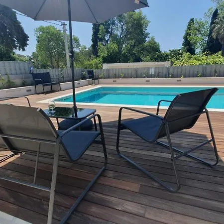 In Kastel Luksic With Terrace, Air Conditioning, W-lan, Washing Machine 5107-3 Apartamento *