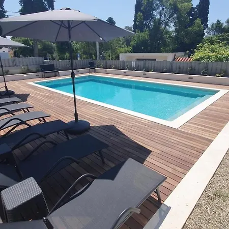 In Kastel Luksic With Terrace, Air Conditioning, W-lan, Washing Machine 5107-3